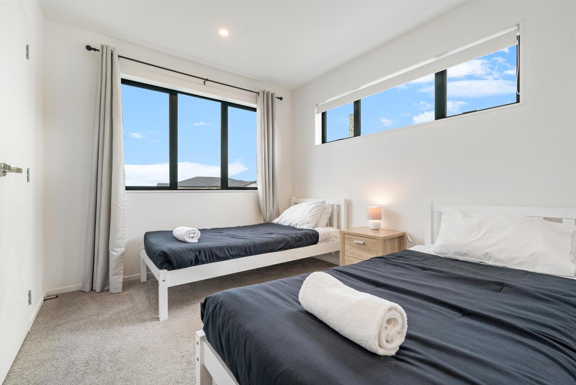 Cozy Brand New Townhouse 10 *