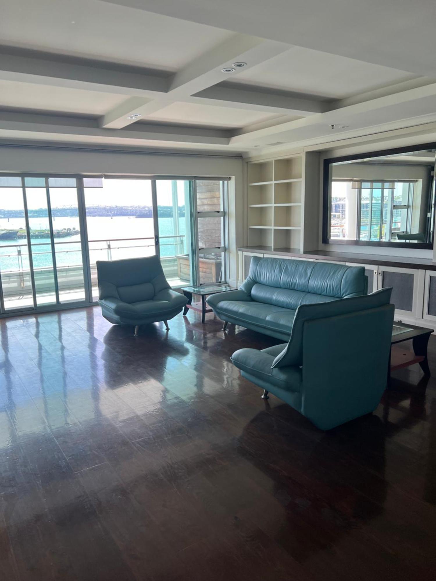 Waterfront Seaview - Same Building Block As Hilton *