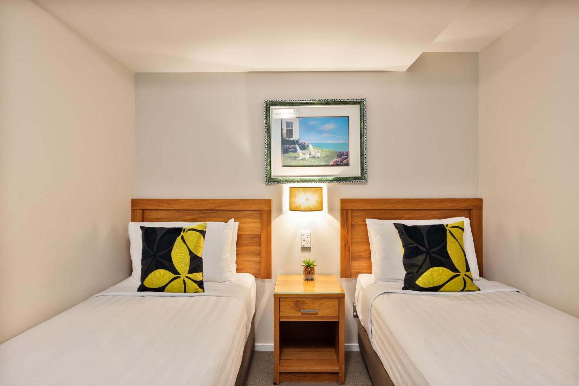 Alexander 4* Auckland