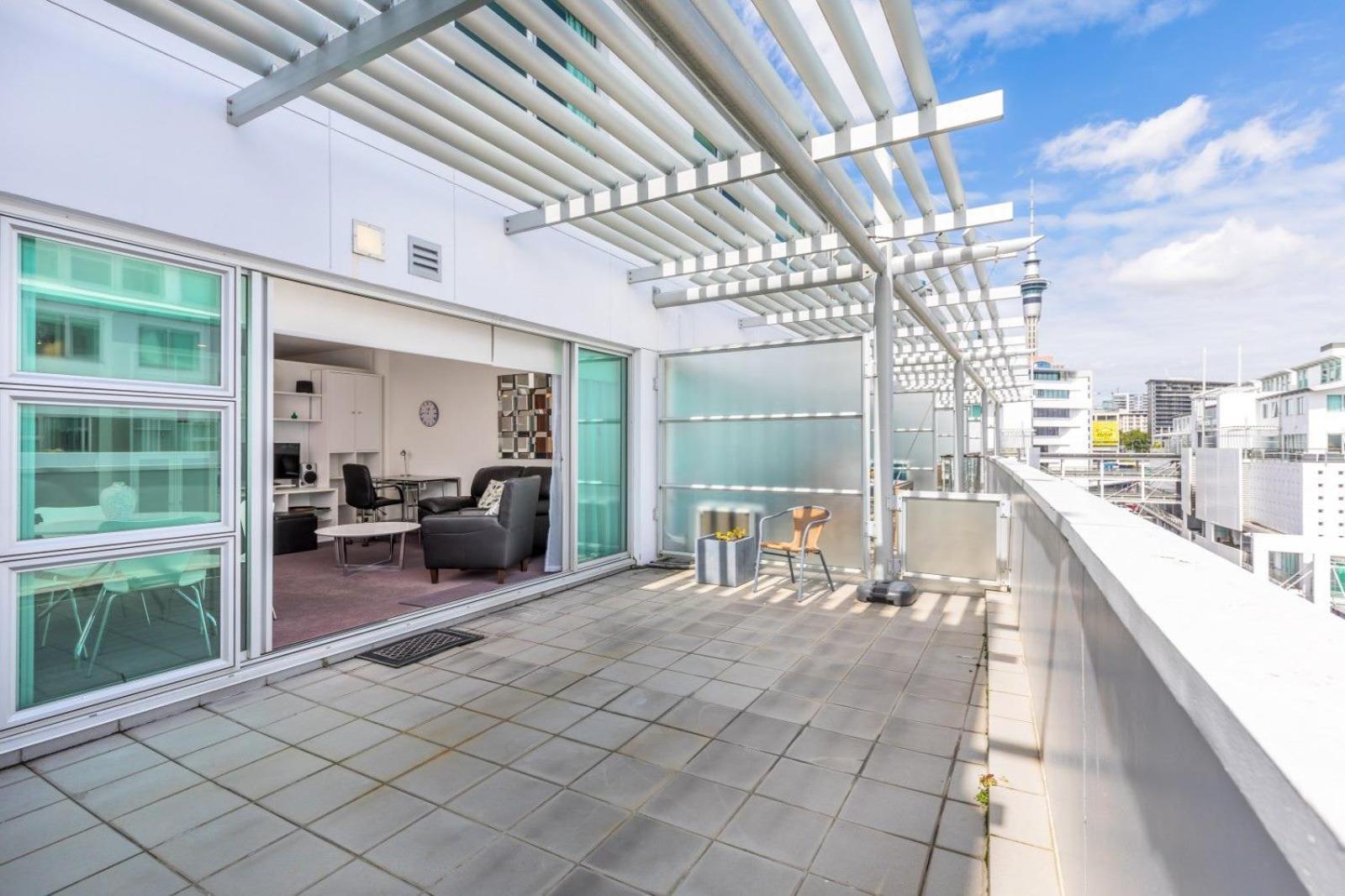 Apartment Waterfront Seaview - Same Building Block As Hilton