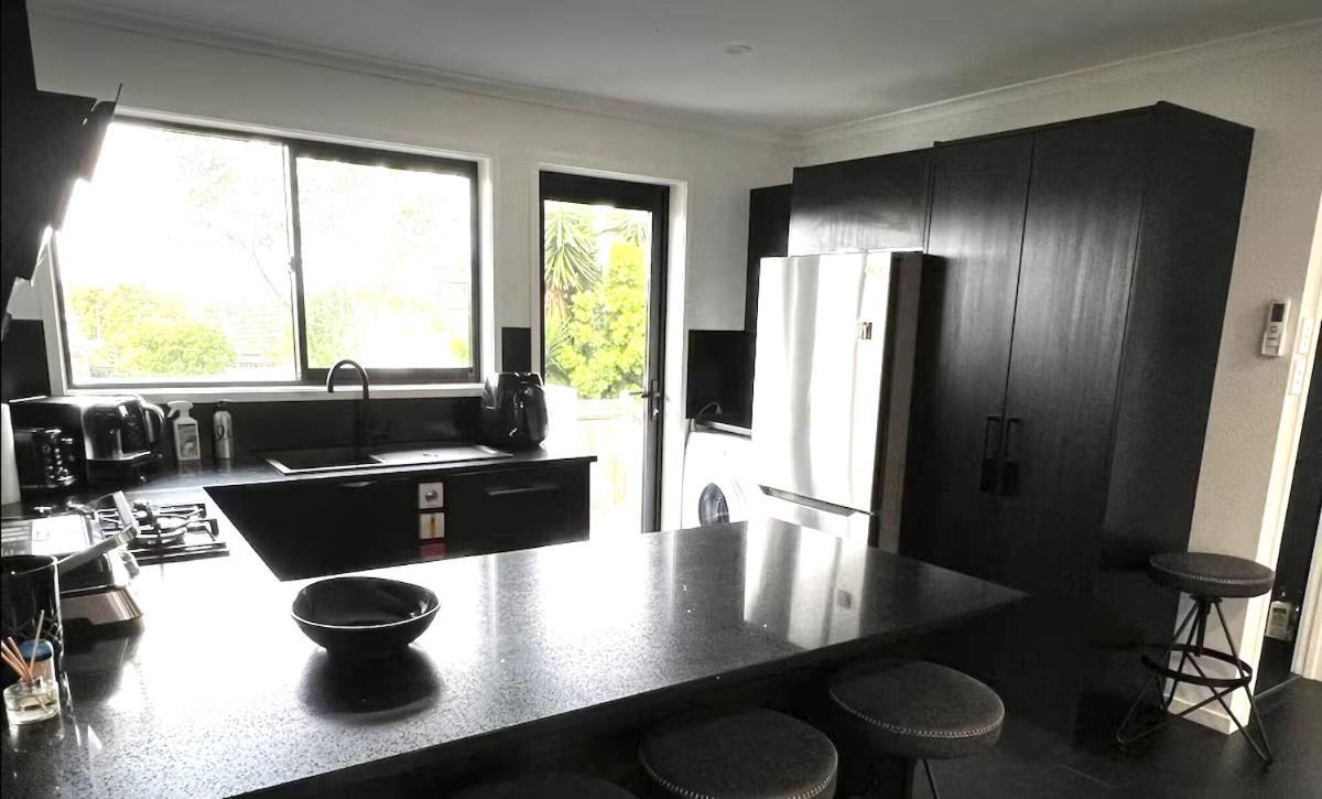 Guest house New Lynn Dream