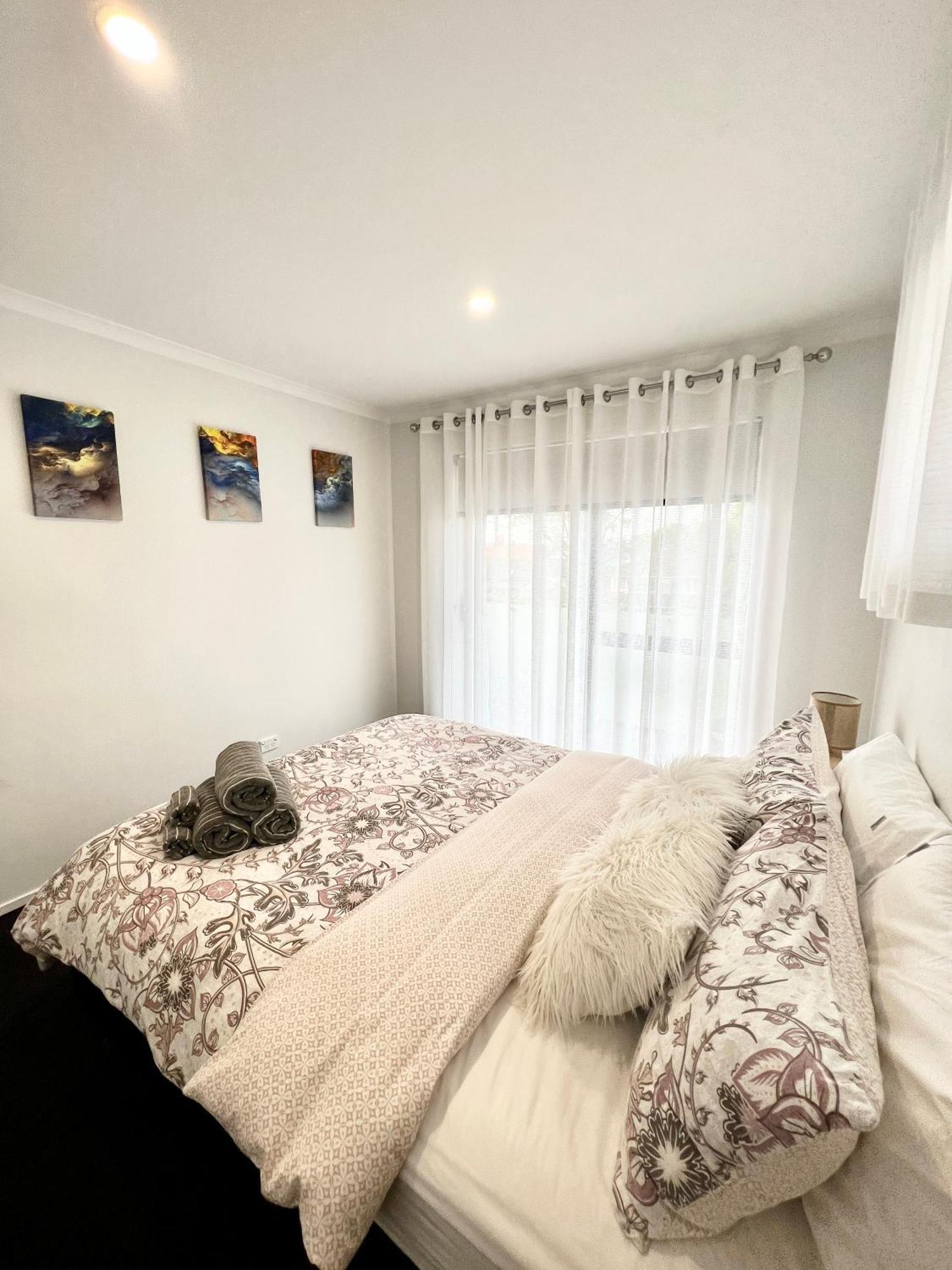 New Lynn Dream Guest house