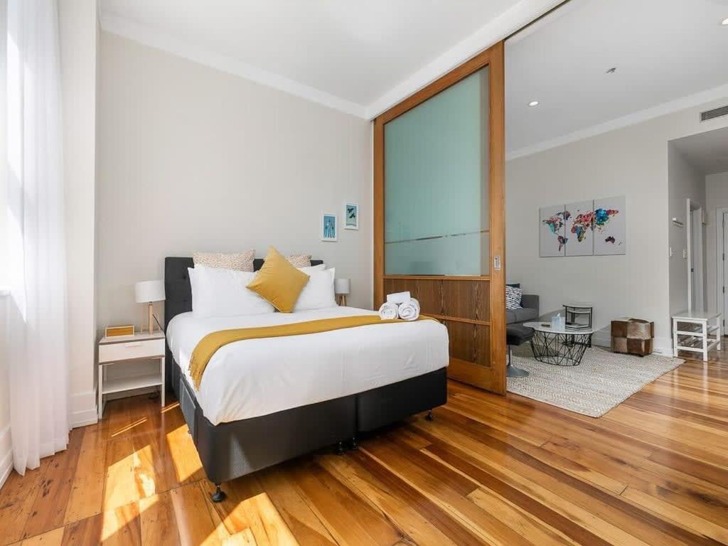 Spacious One Bedroom With Pool And Gym! Apartment Auckland
