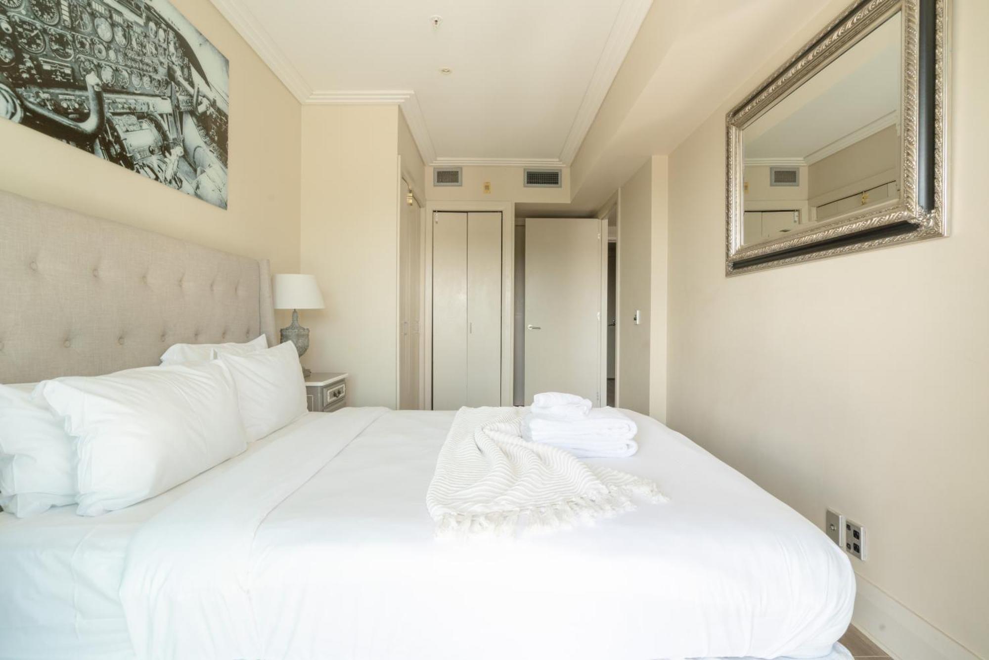 Luxury Waterfront Haven On Viaduct Harbour Apartment *