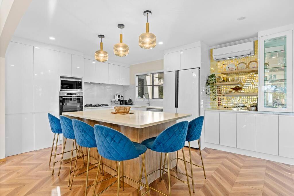 Not Usually Available - Lucky U! Holiday home
