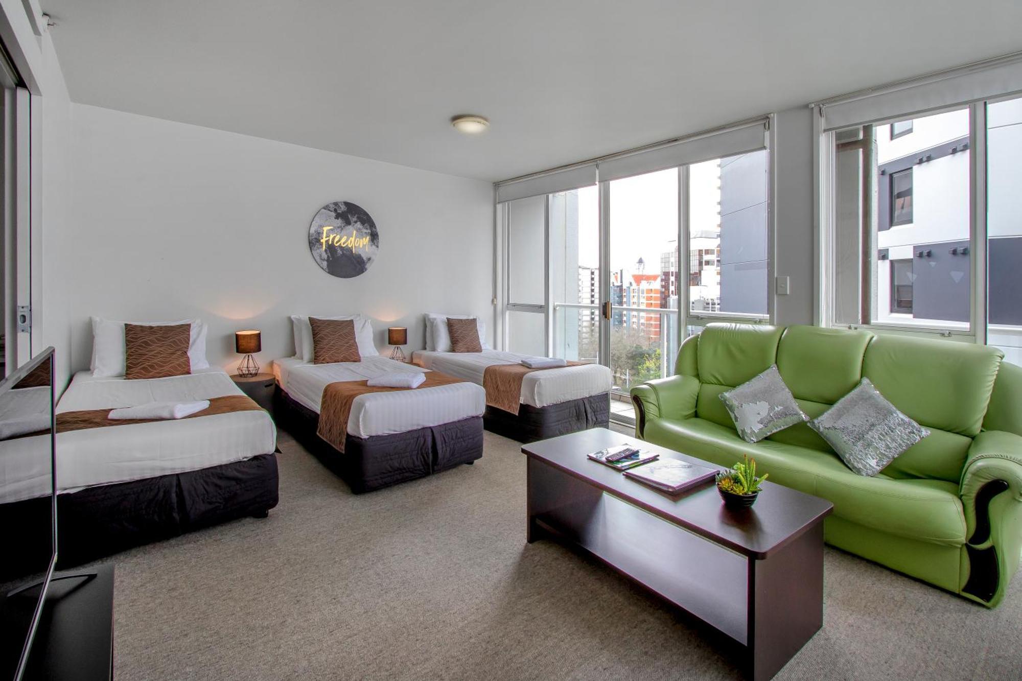 Crown On Cintra Lane Aparthotel 4*