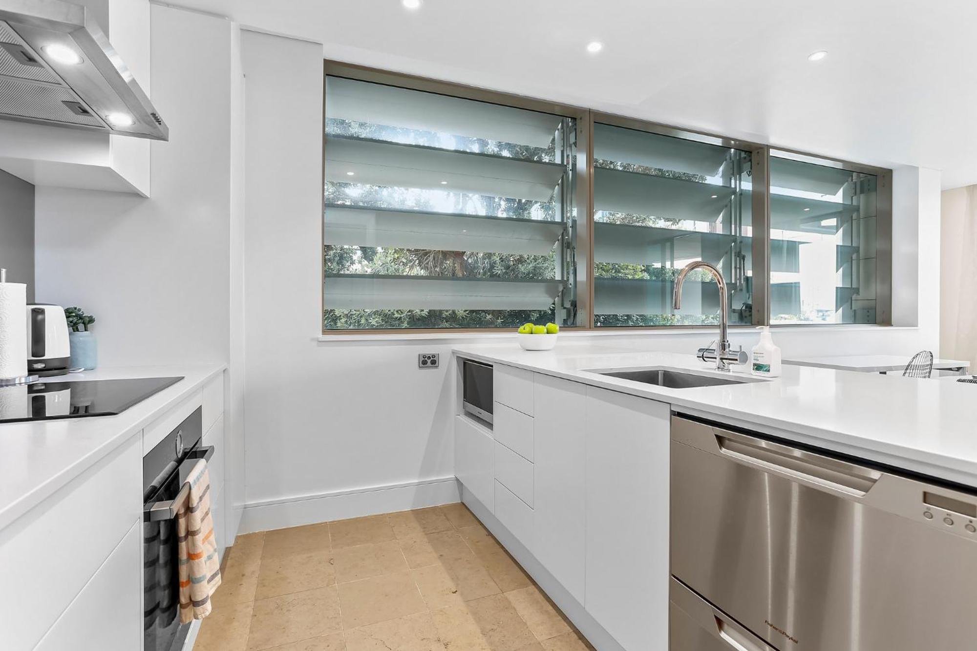 Lighter Quay By Urban Rest Apartment *