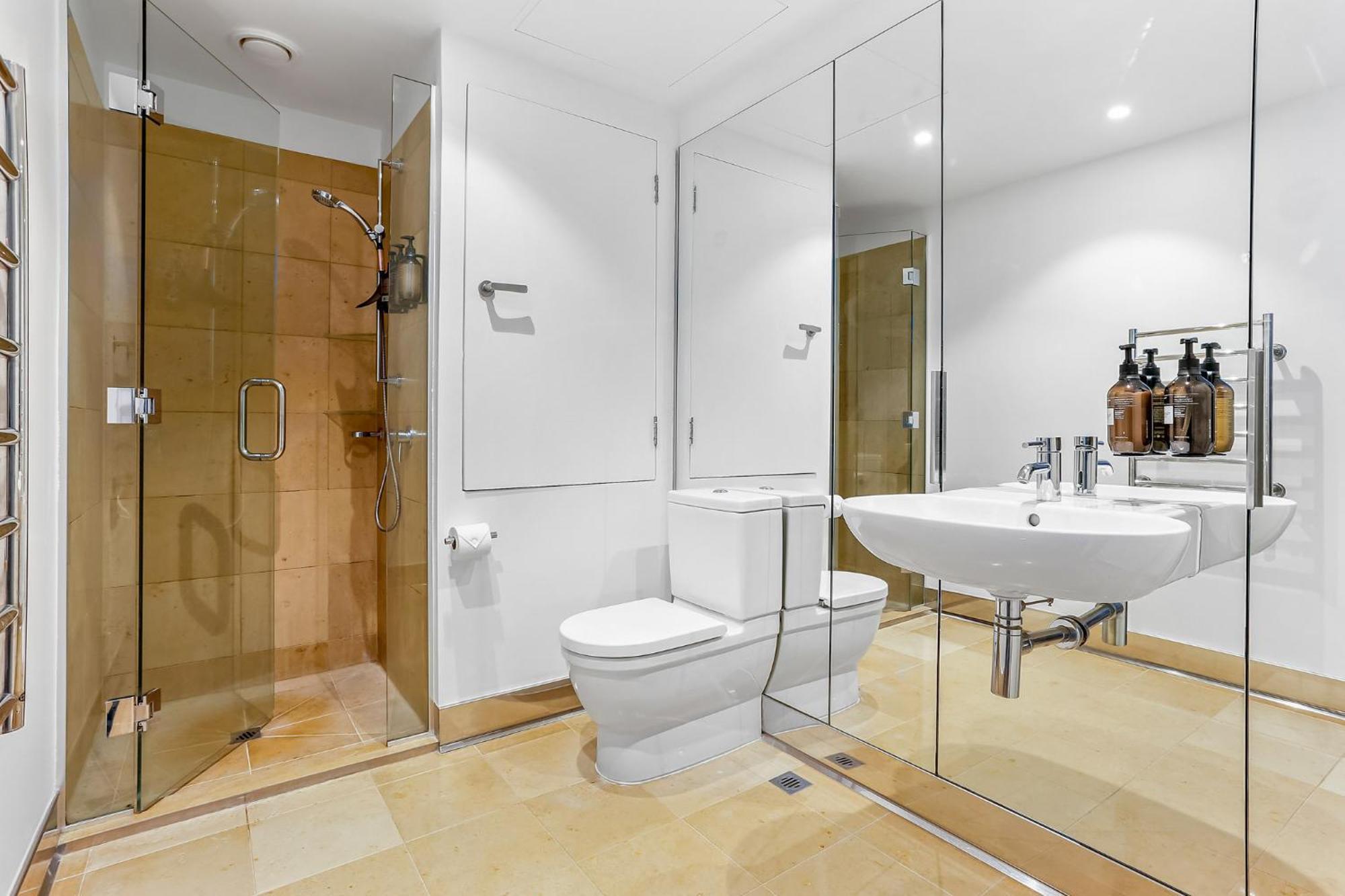 Apartment Lighter Quay By Urban Rest