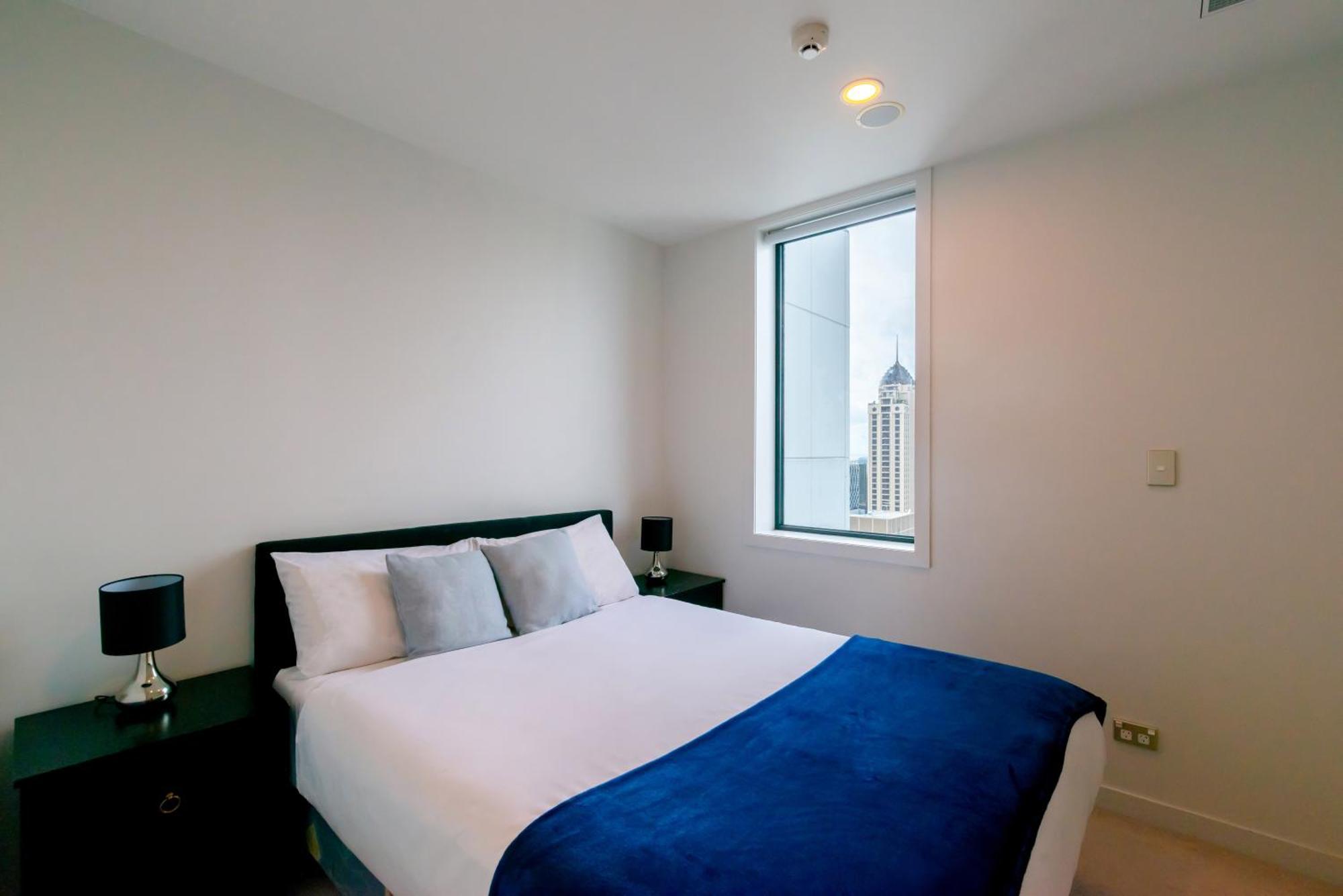 Gorgeous High Floor 2 Bedroom In Cbd Apartment *