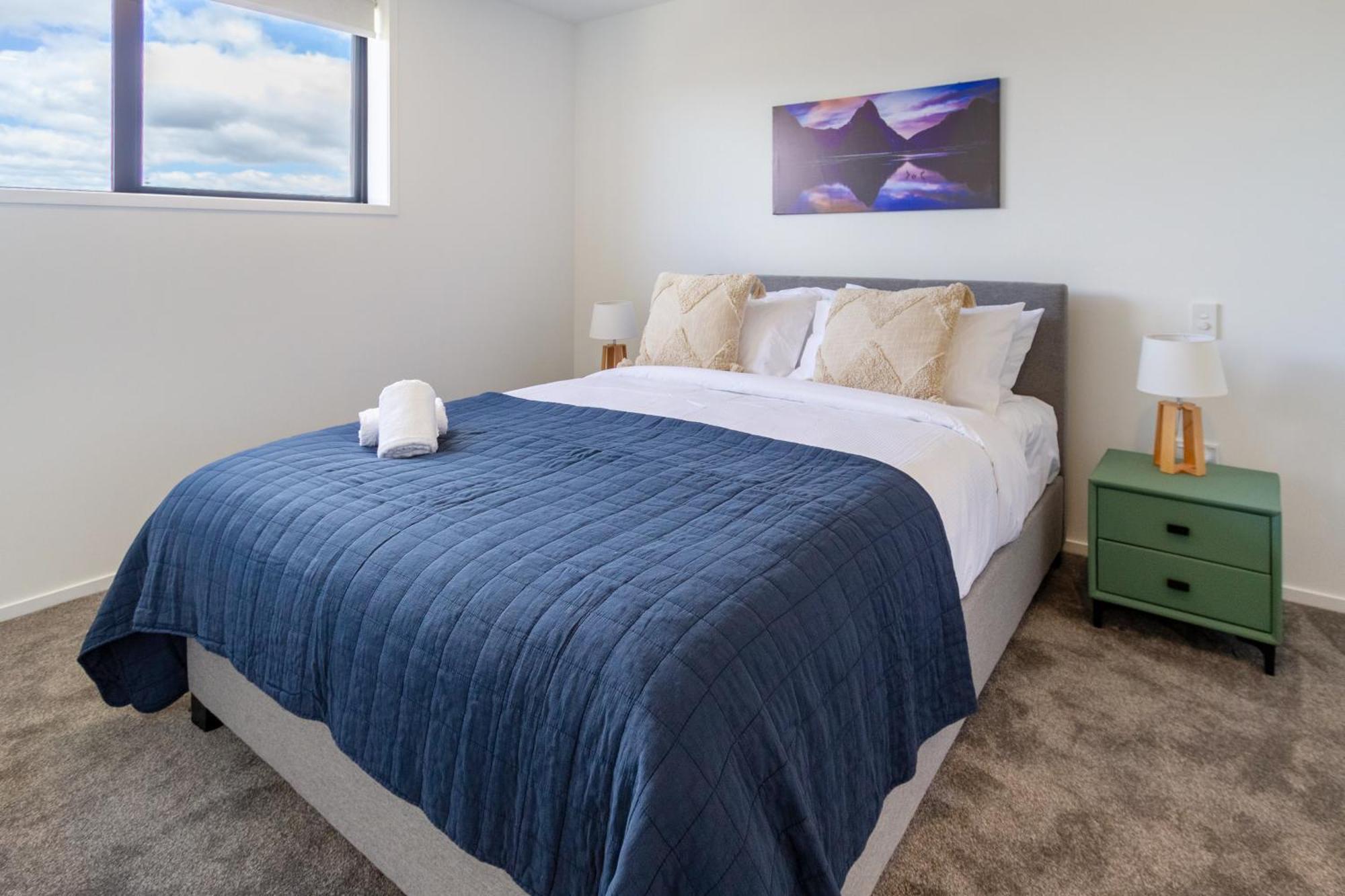 Apartment Conveniently Located 2br Townhouse In West Akl *
