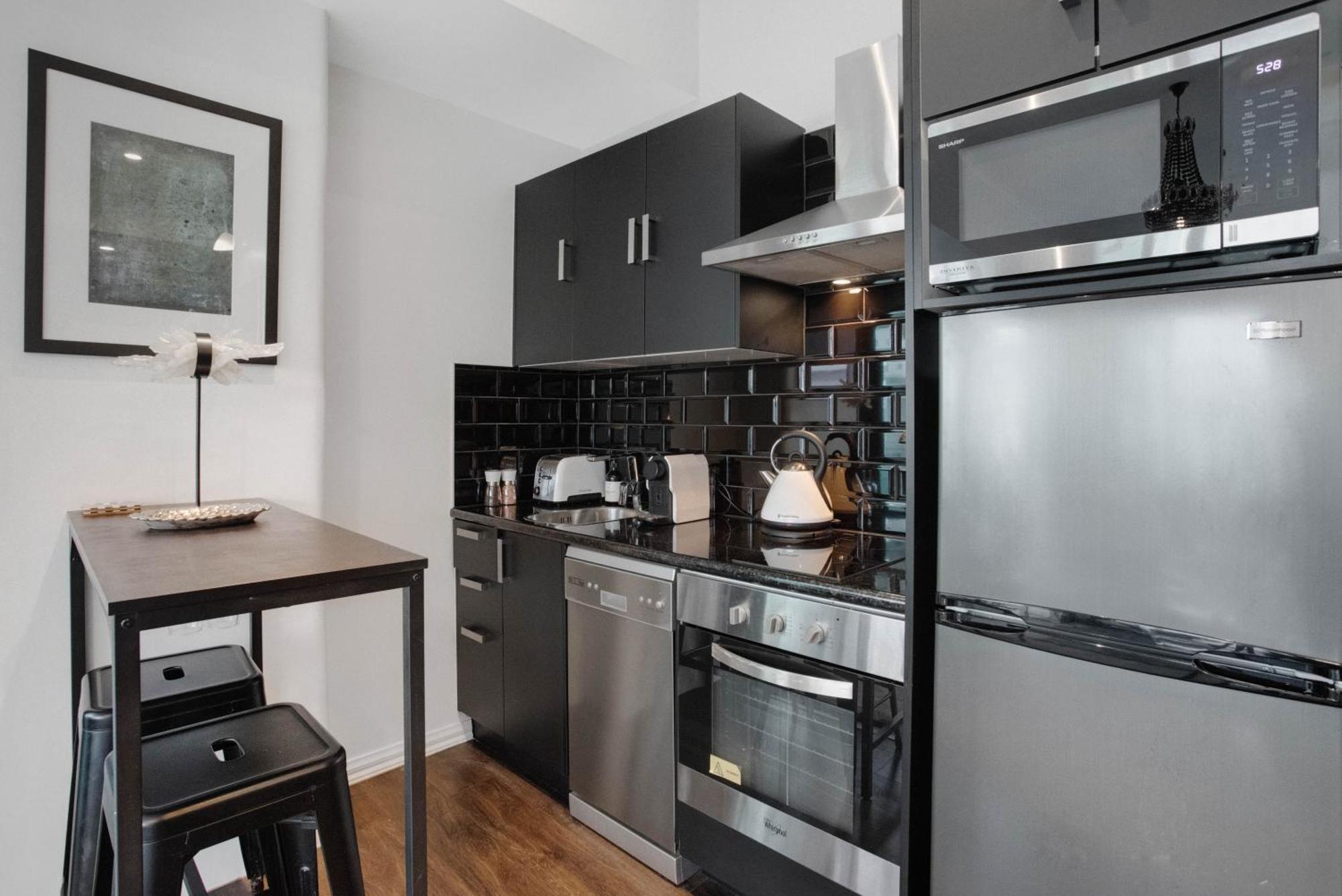 Princes Wharf Viaduct Luxury Apartment