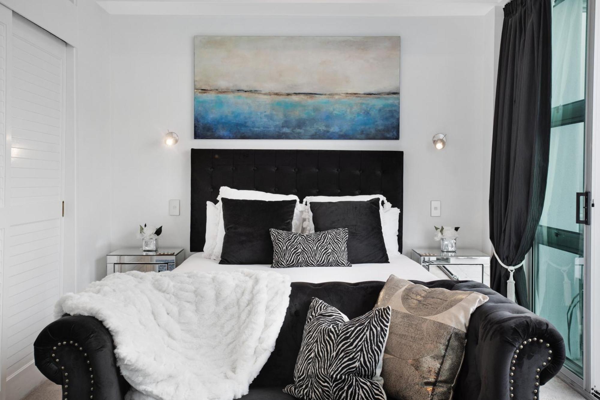 Princes Wharf Viaduct Luxury Apartment