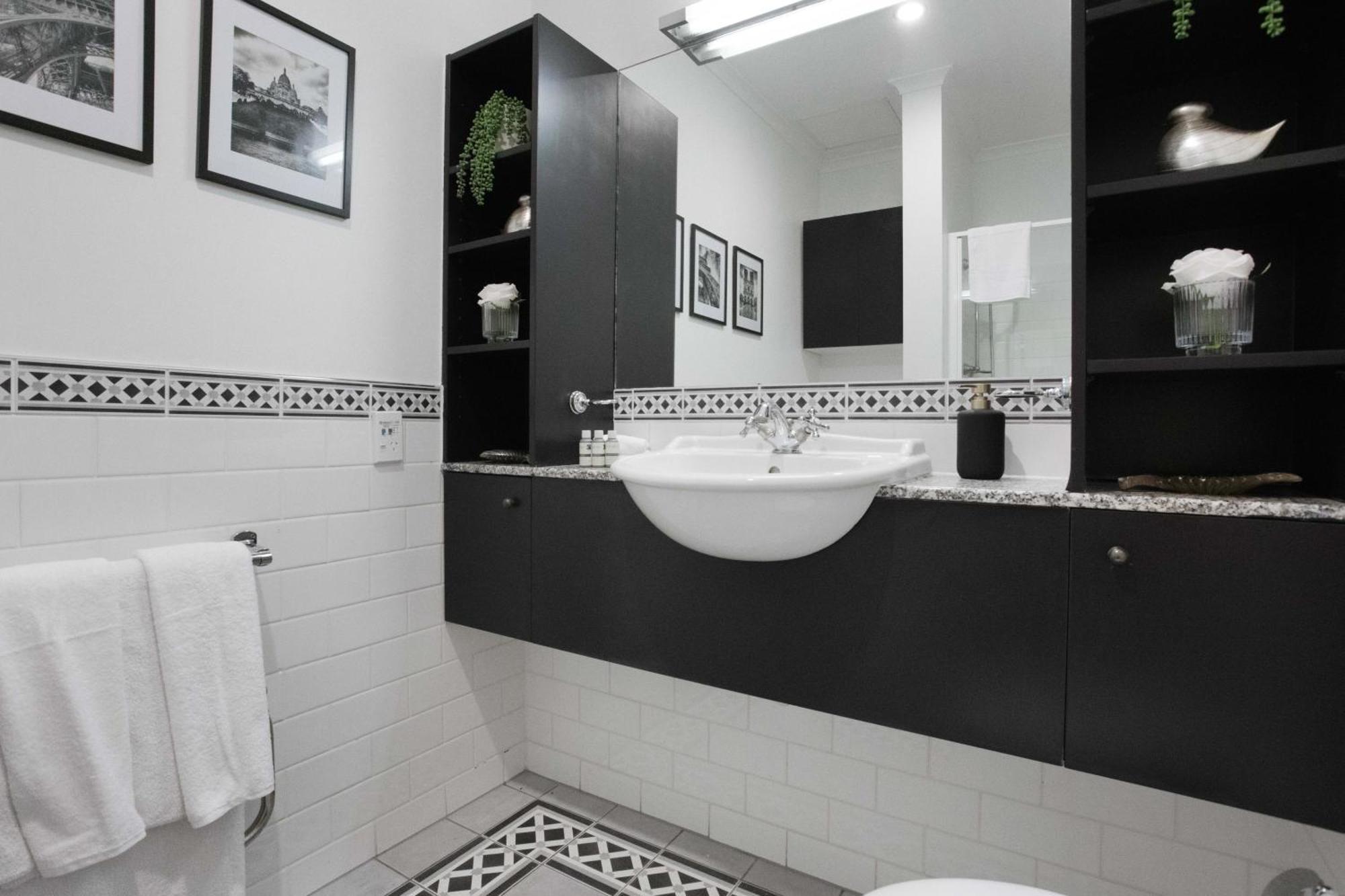 Princes Wharf Viaduct Luxury Apartment