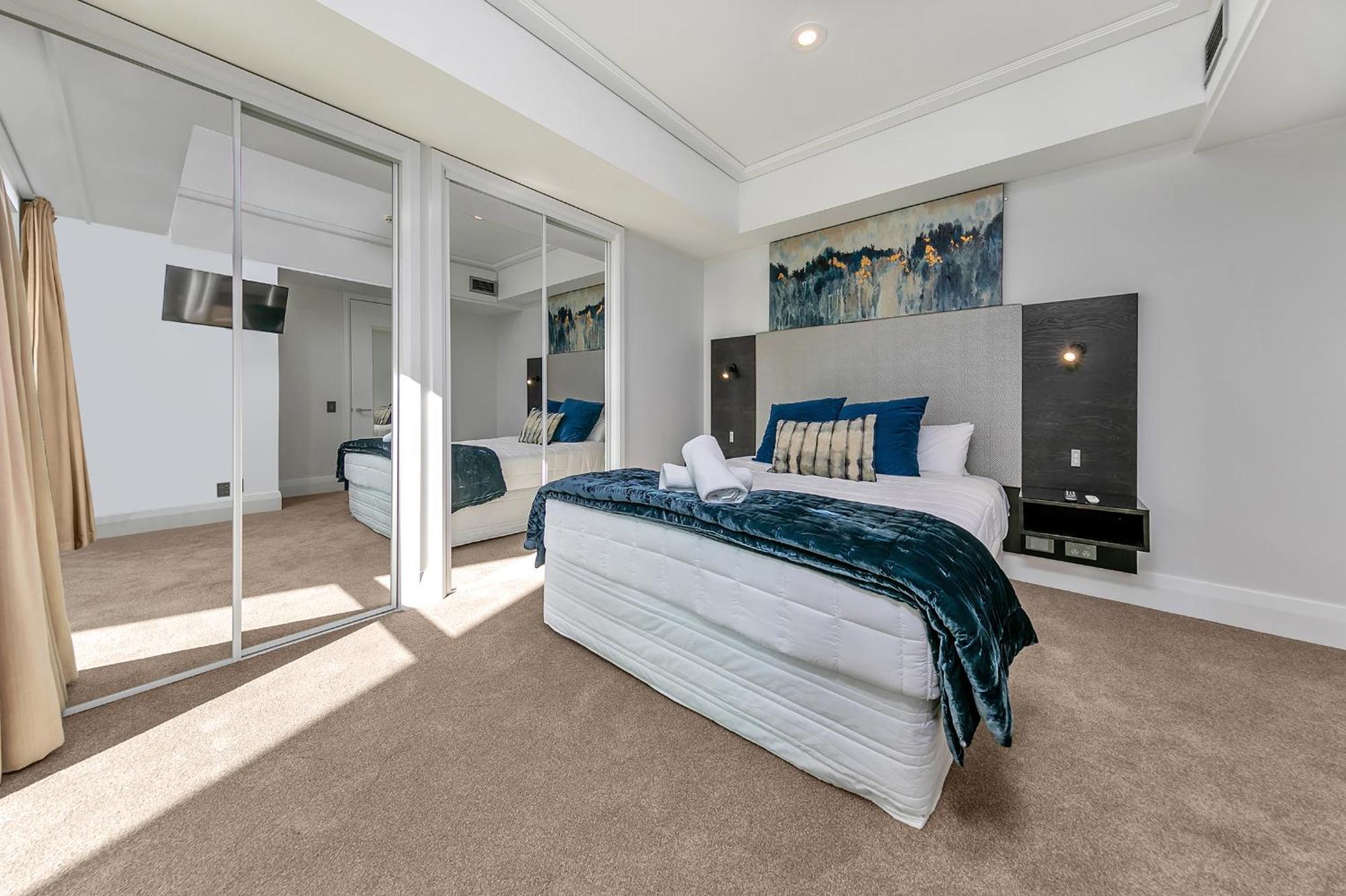 Stunning Harbour Views Apartment