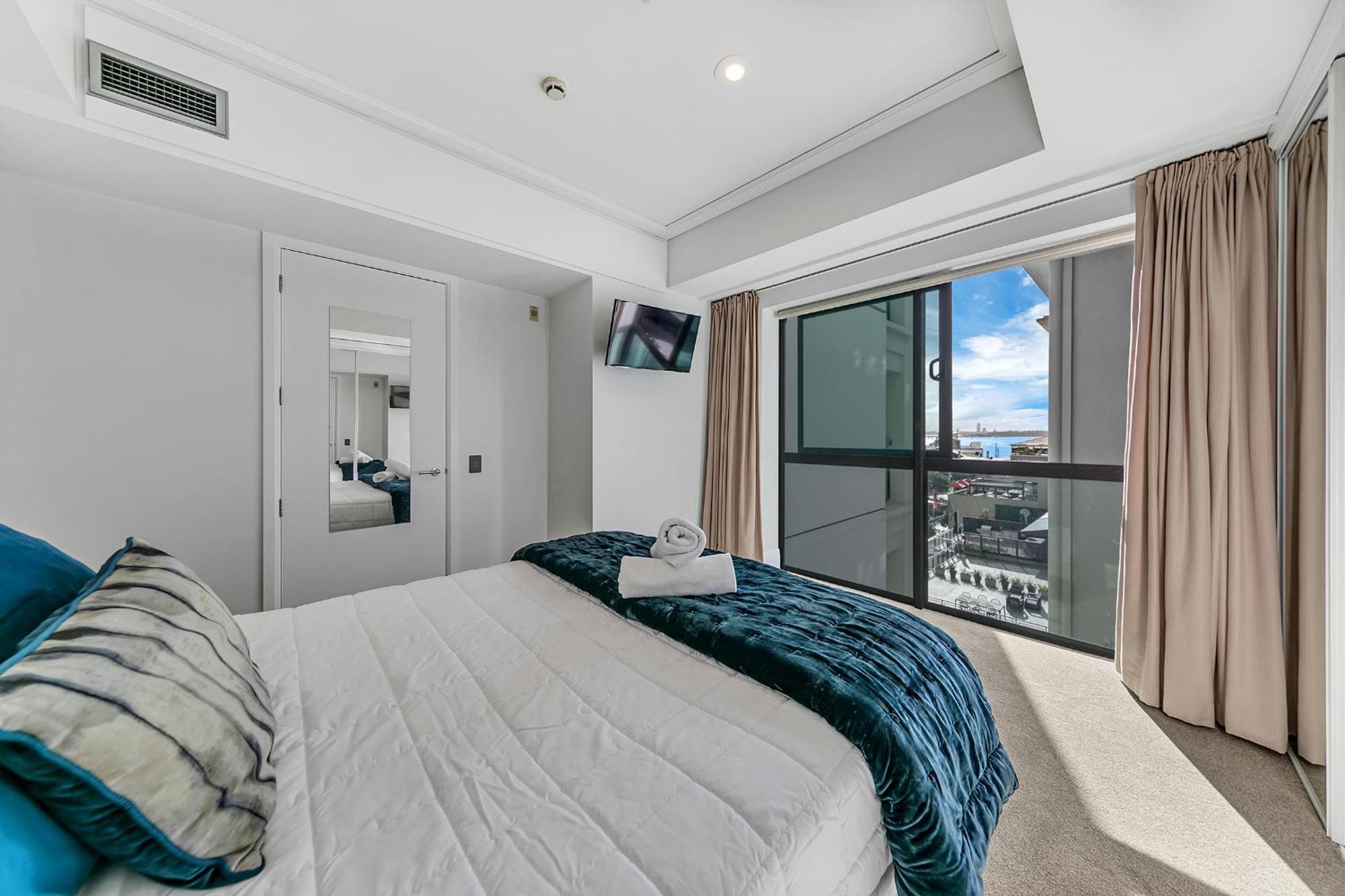 Stunning Harbour Views Auckland