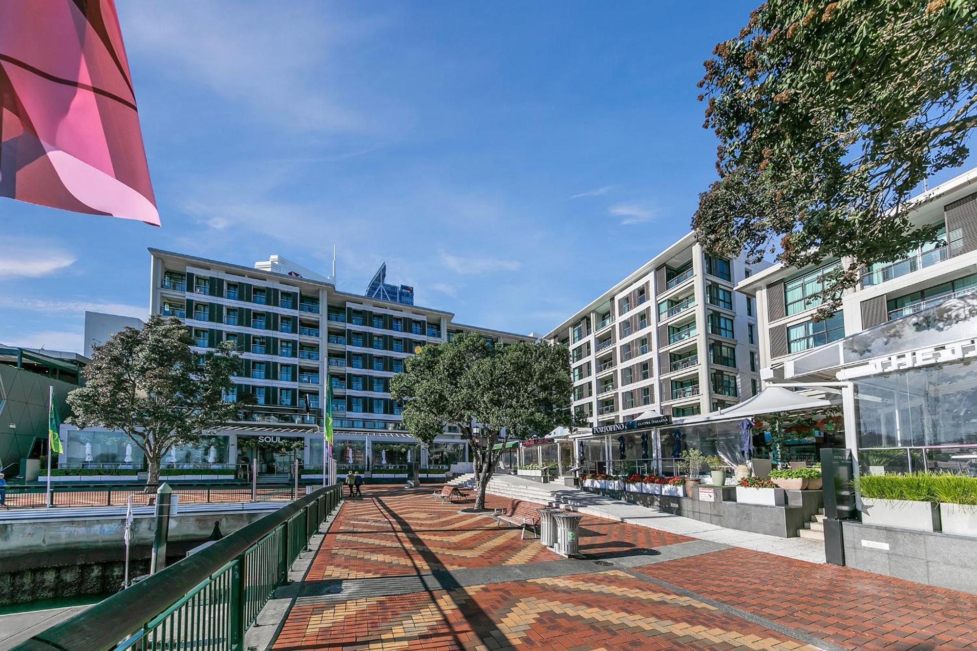 Apartment Stunning Harbour Views