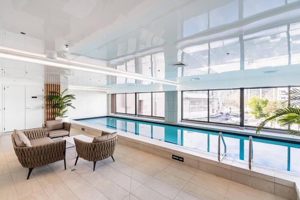 Apartment Full Amenities 1-bedroom In Cbd With Pool