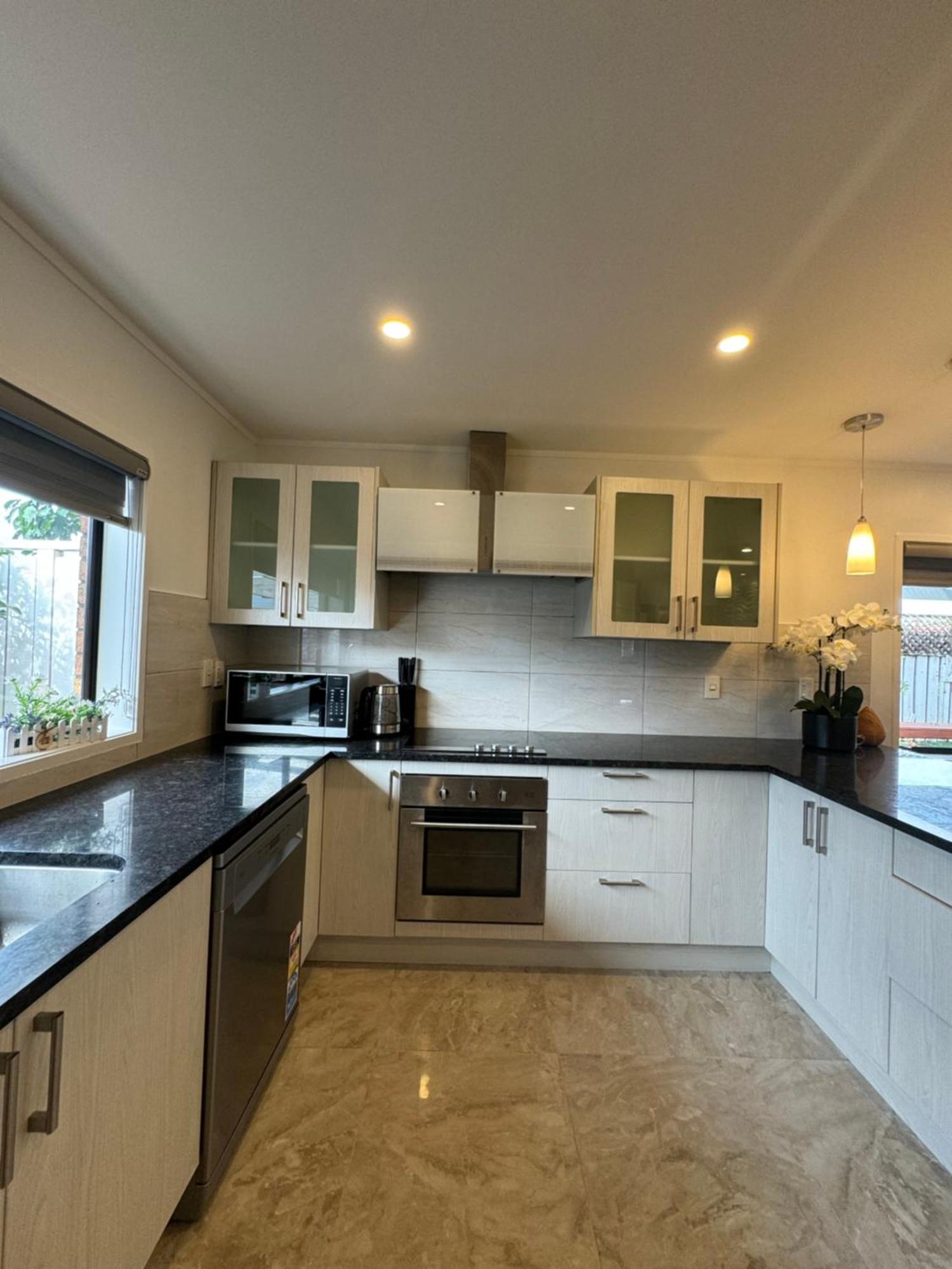Apartment Sweet 9km To Airport Near New *