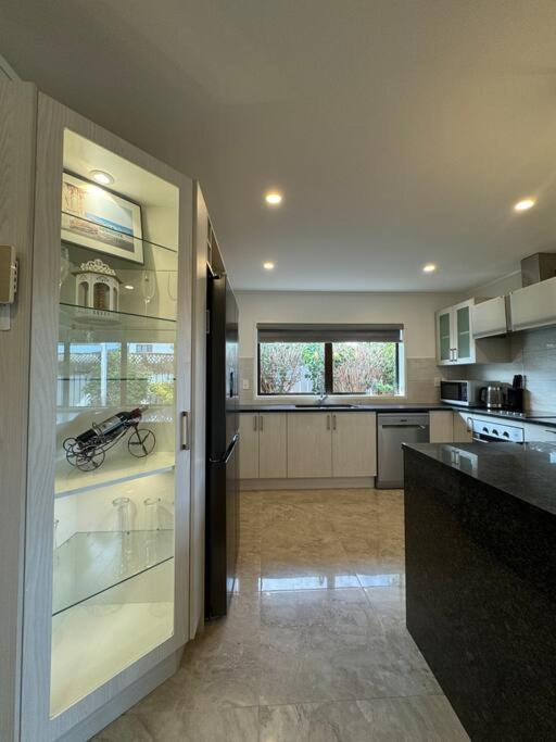 Apartment Sweet 9km To Airport Near New