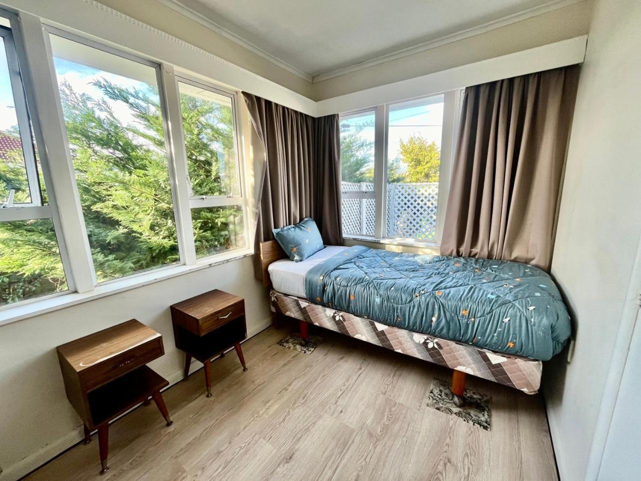 Entire House In Mt Wellington, Holiday home