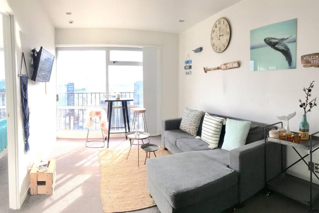 Character In Downtown Apartment *