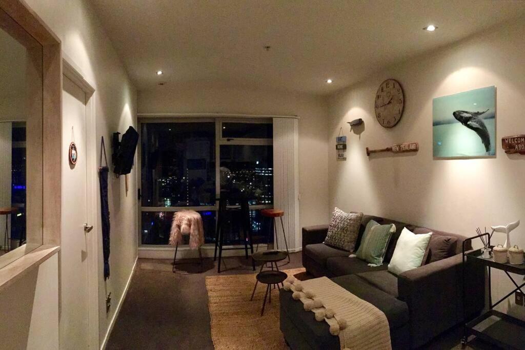 Character In Downtown Apartment Auckland