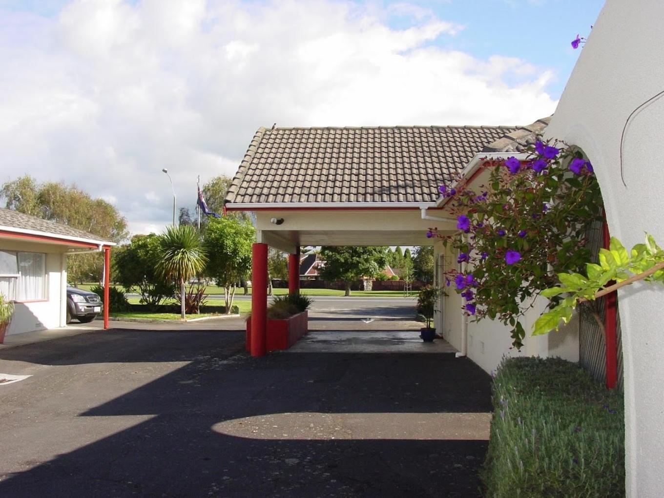 Takanini Park Motor Motel 3*