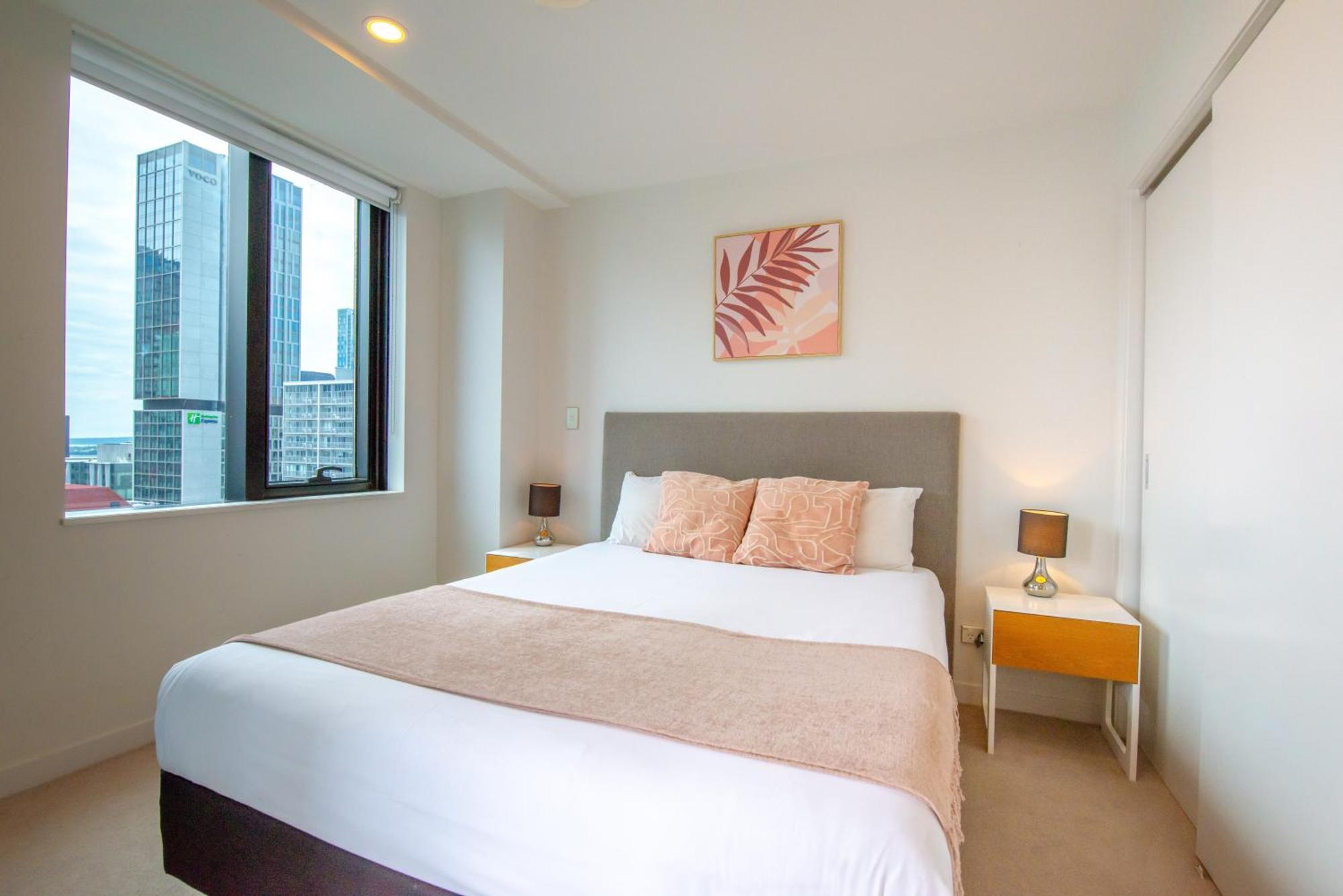 Gorgeous High Floor 2 Bedroom In Cbd Apartment *