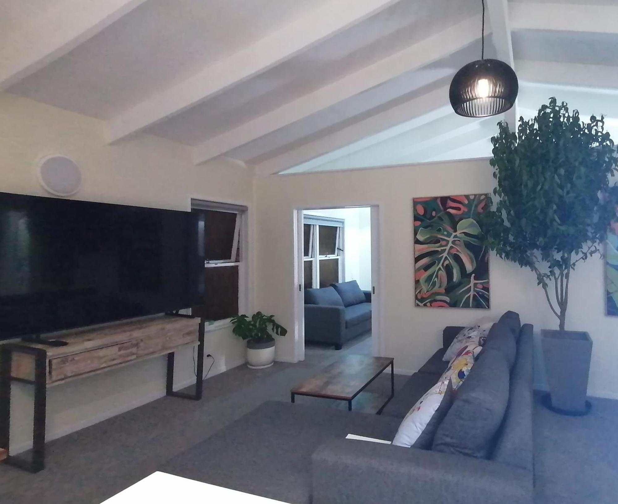 Takapuna Centre 3b Netflix Holiday home *