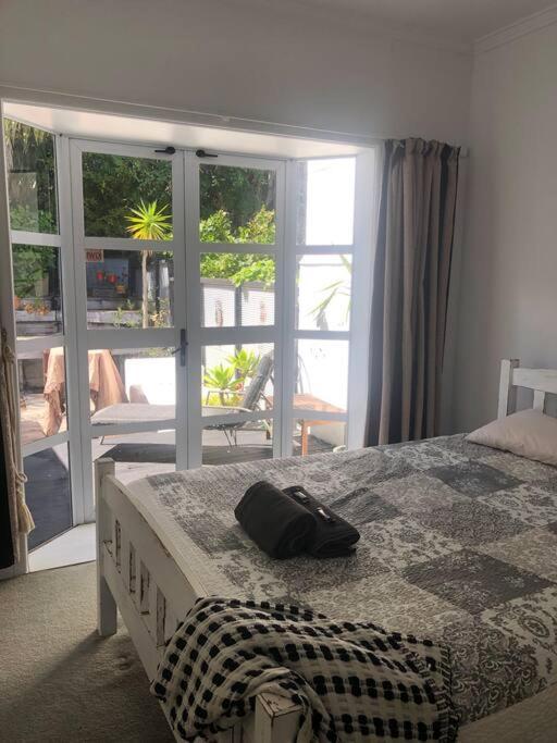 Mission In The Bay Villa Auckland