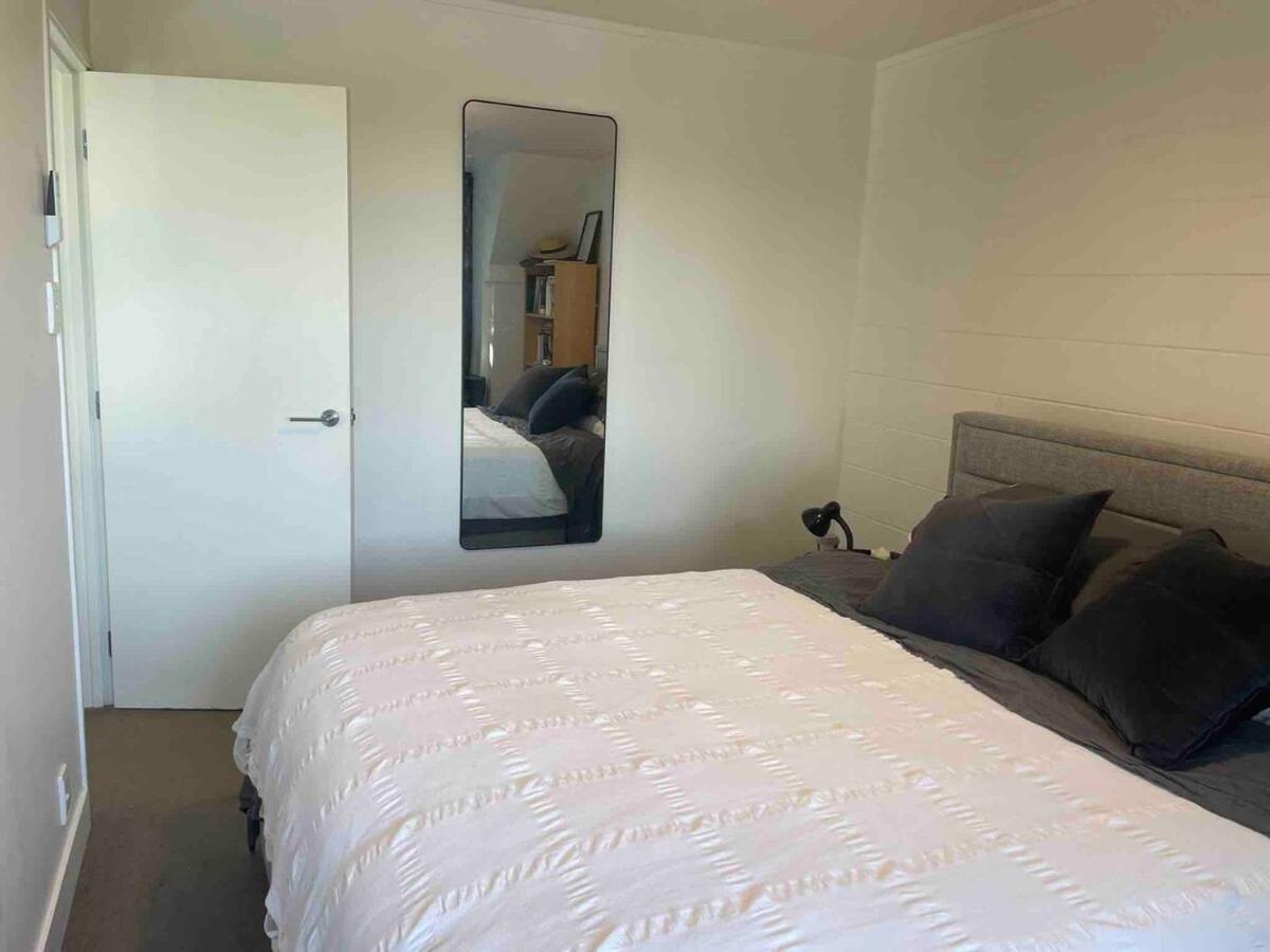Apartment Luxury Townhouse With Aircon, Huge Balcony & Hot Tub *