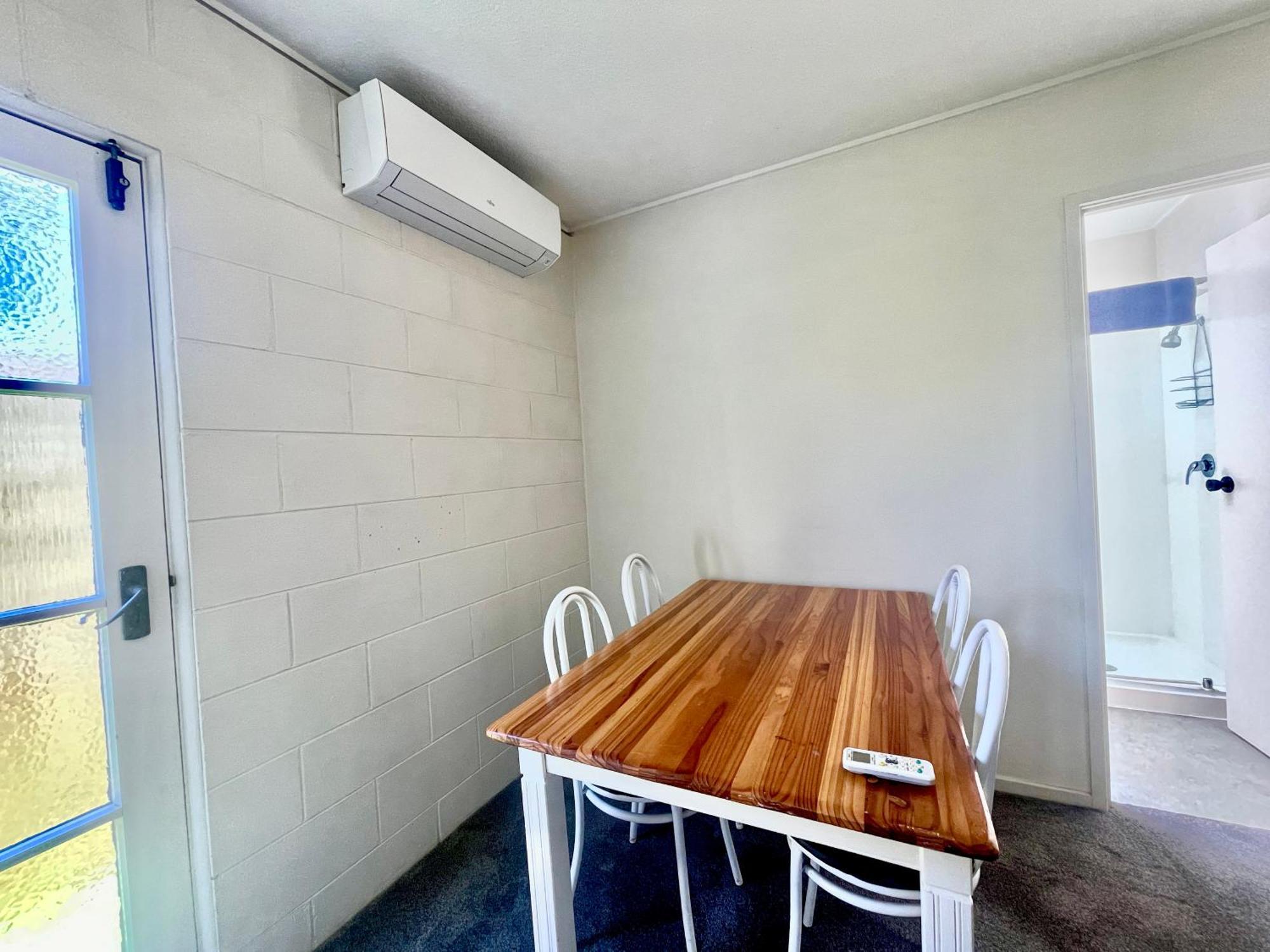Browns Bay Olive Tree - Pet Friendly Family *