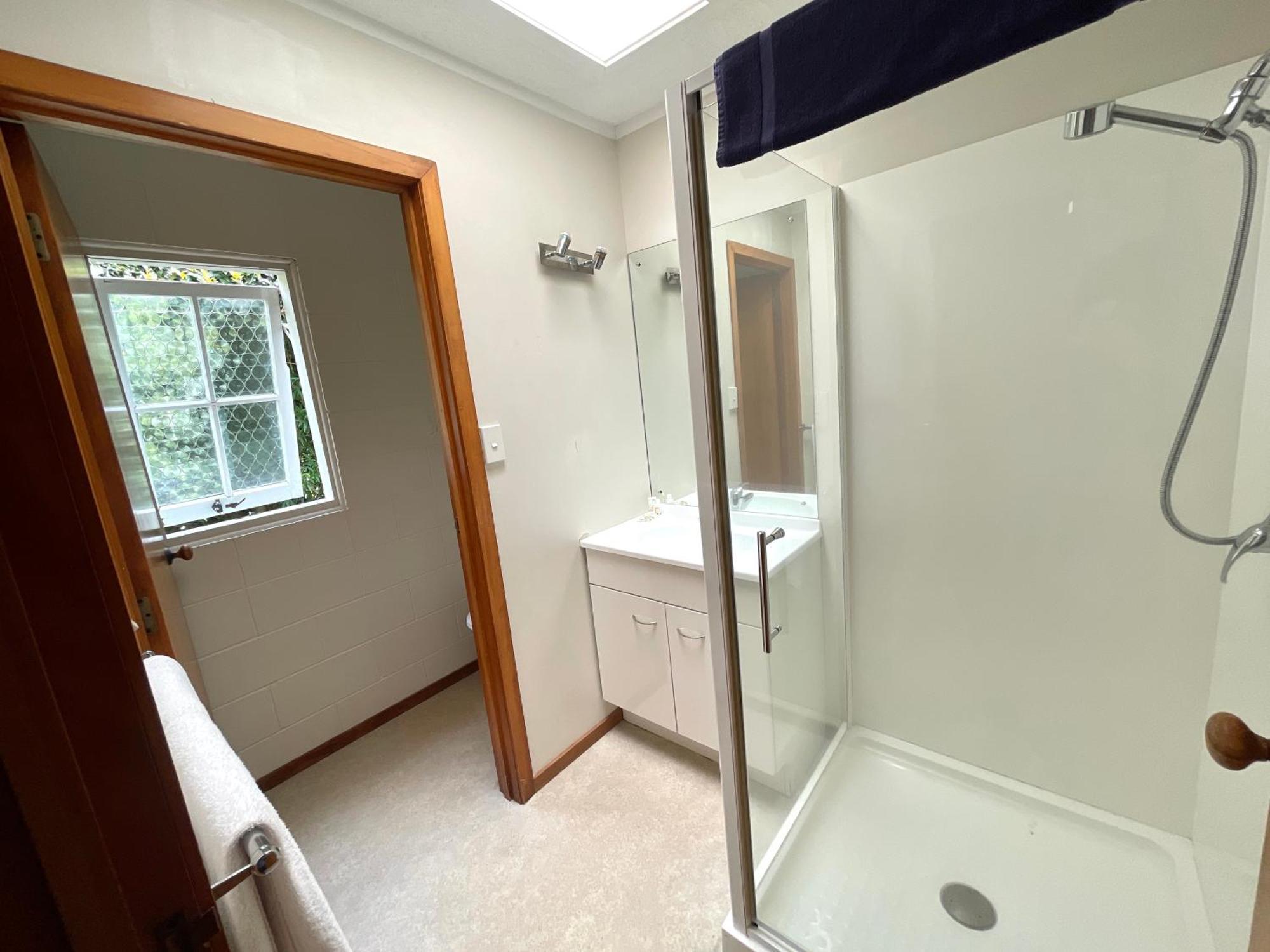 Hotel Browns Bay Olive Tree - Pet Friendly Family Auckland