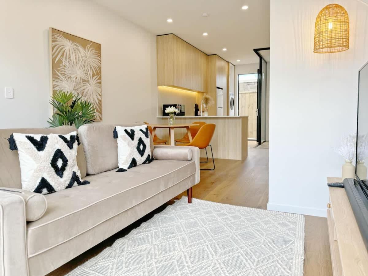 Holiday home Garden Gem 2 Bdr & 1 Study Townhouse Near Center *