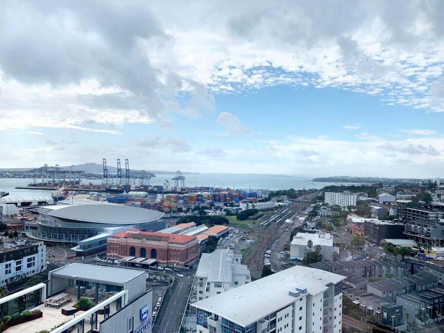1br With Sea Views Over The Gulf Auckland