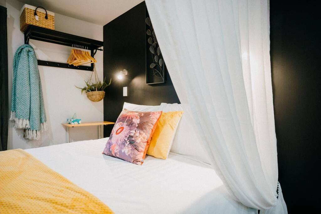 City-center In The Vibrant Heart Of Cbd Apartment *
