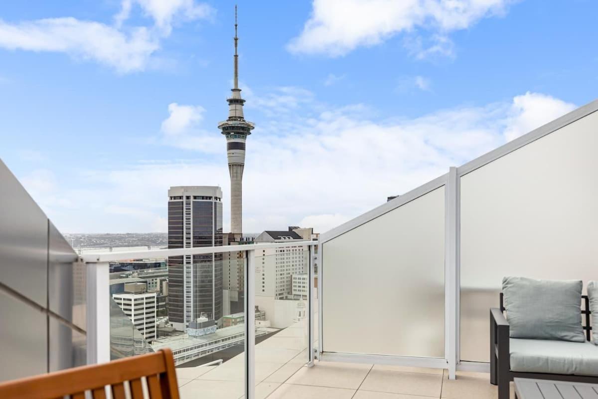 Sky Tower View 2br W Gym & Pool Access