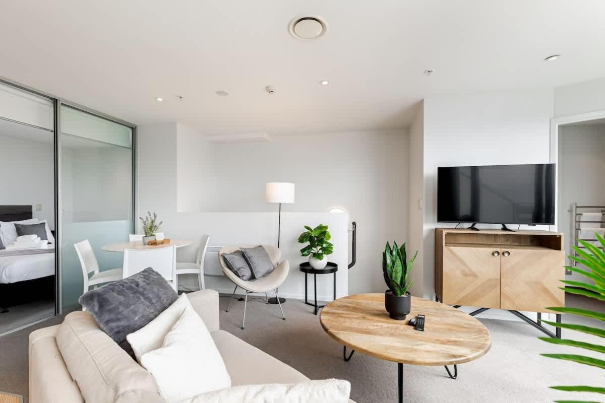 Apartment Sky Tower View 2br W Gym & Pool Access Auckland