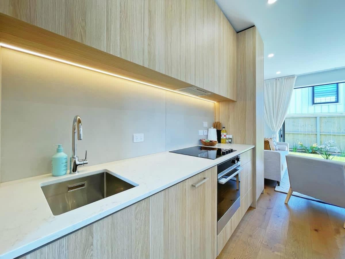 Holiday home Rare Retreat Stylish 2br Townhouse Vs Ac & Parking