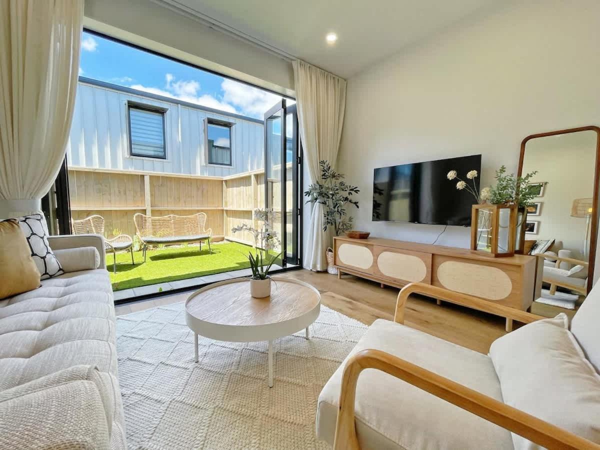 Rare Retreat Stylish 2br Townhouse Vs Ac & Parking Auckland