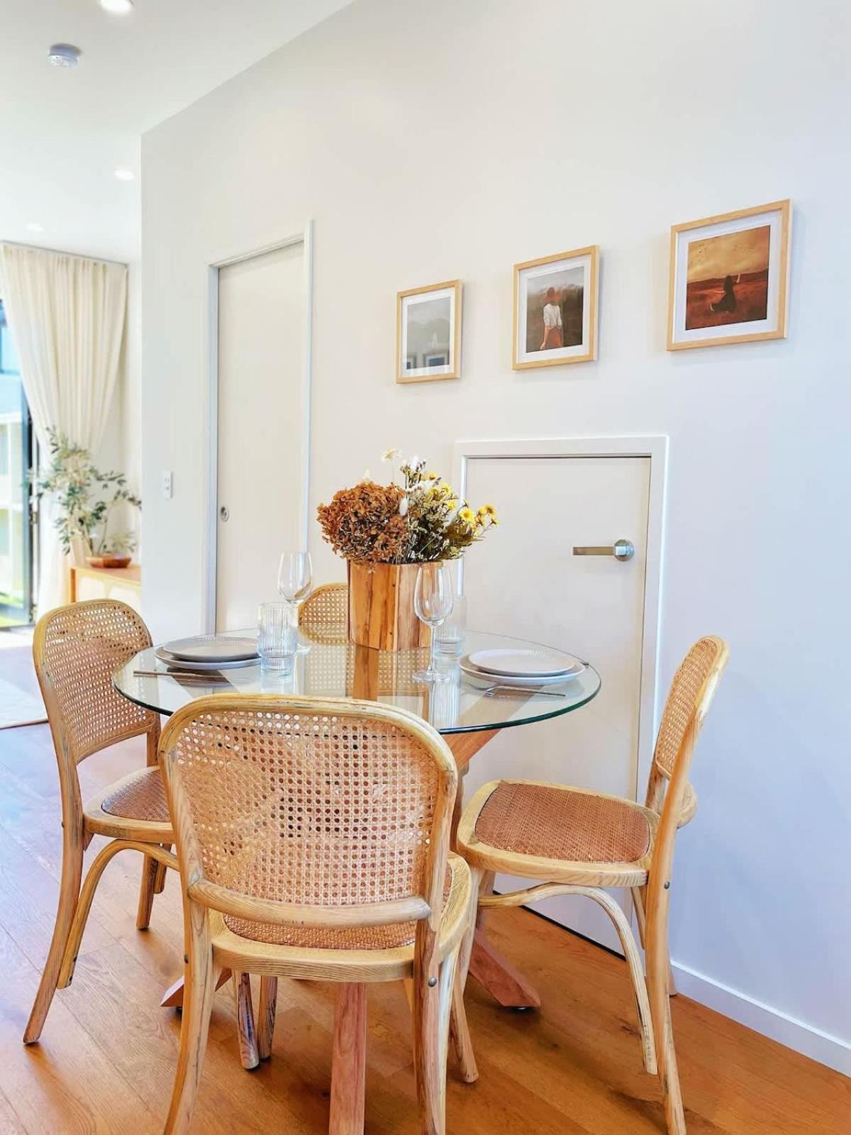 Rare Retreat Stylish 2br Townhouse Vs Ac & Parking Holiday home Auckland
