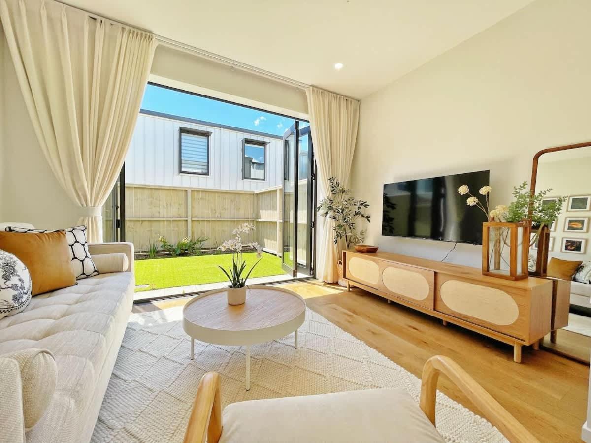 Holiday home Rare Retreat Stylish 2br Townhouse Vs Ac & Parking Auckland