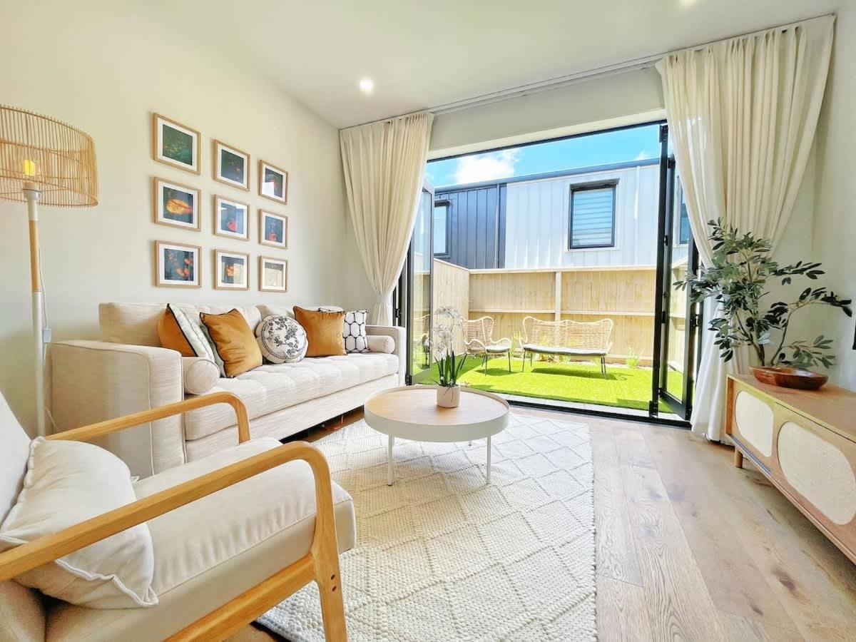 Holiday home Rare Retreat Stylish 2br Townhouse Vs Ac & Parking Auckland