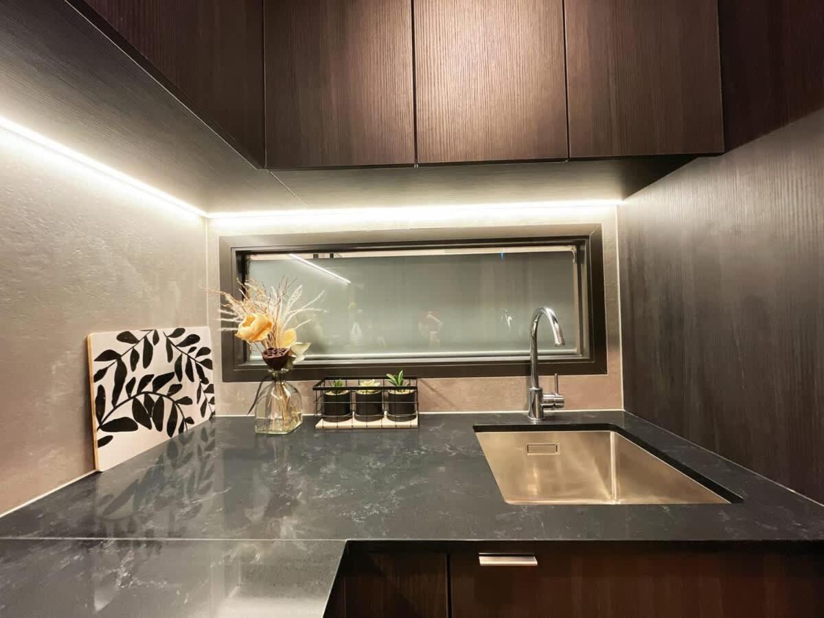 Apartment Incredible Park & Skytower View - Free Parking & Ac *