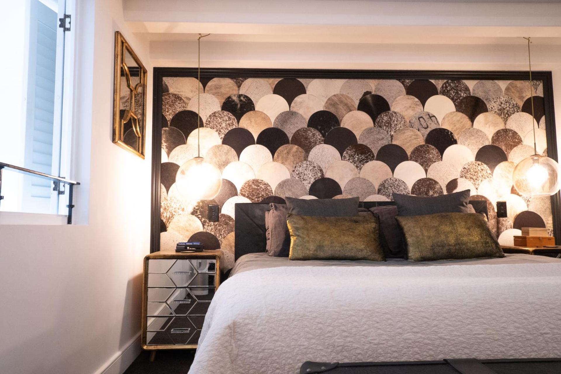 Stunning Comfort And Artistic Boutique *