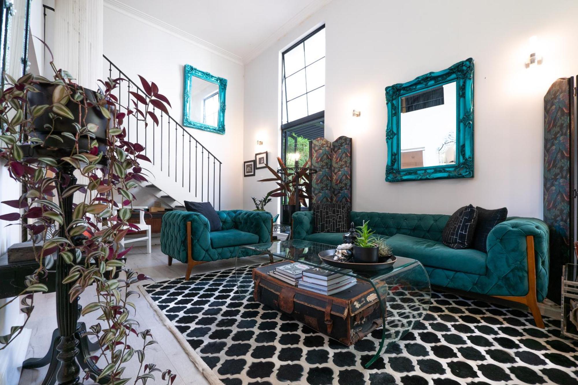 Stunning Comfort And Artistic Boutique Auckland