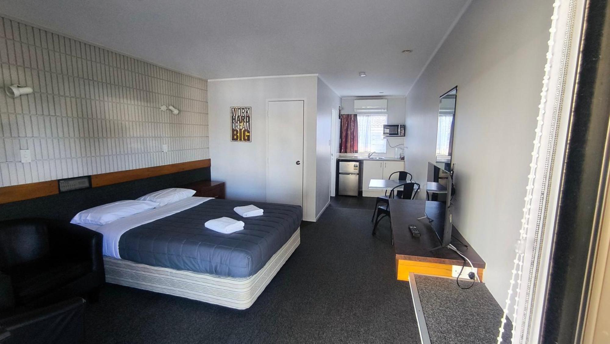 Pakuranga Motor Motel *