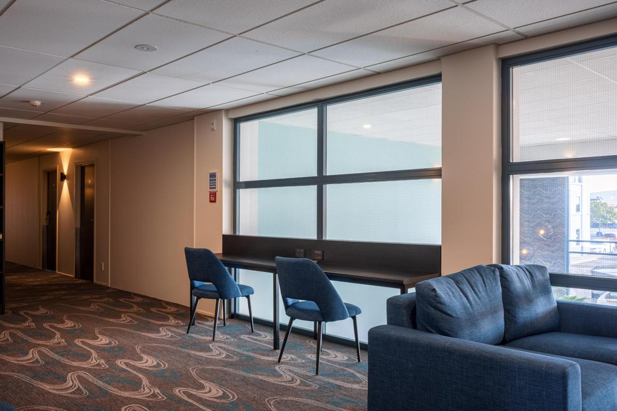 Hotel Heartland Airport