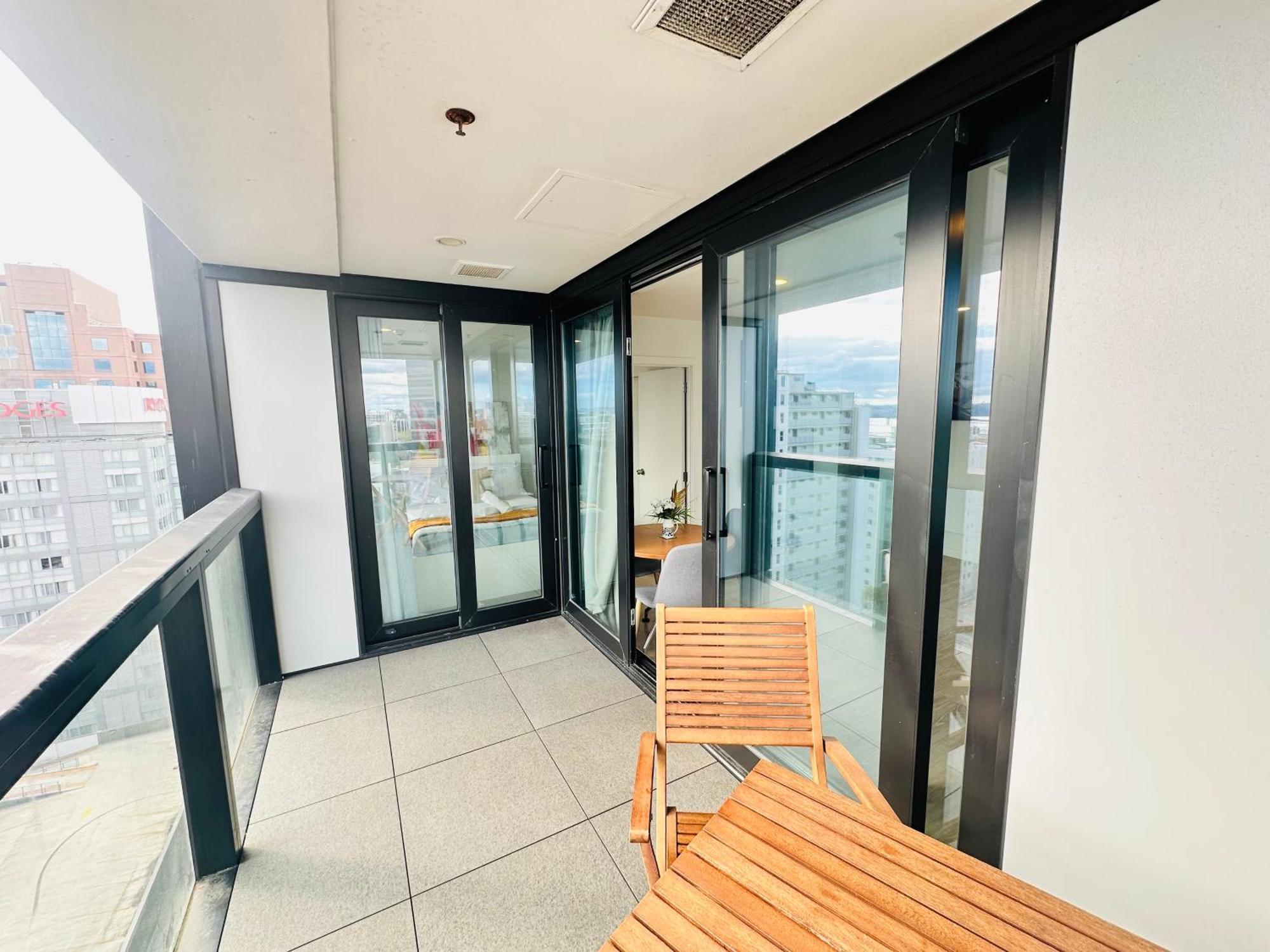 Apartment Sky Tower Panorama Luxurious Auckland