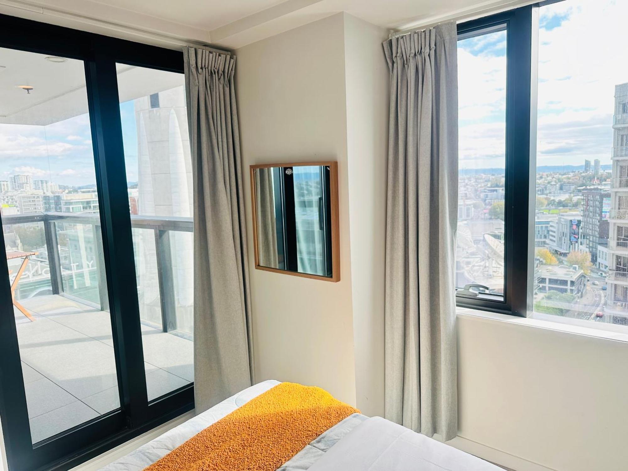 Sky Tower Panorama Luxurious Apartment *